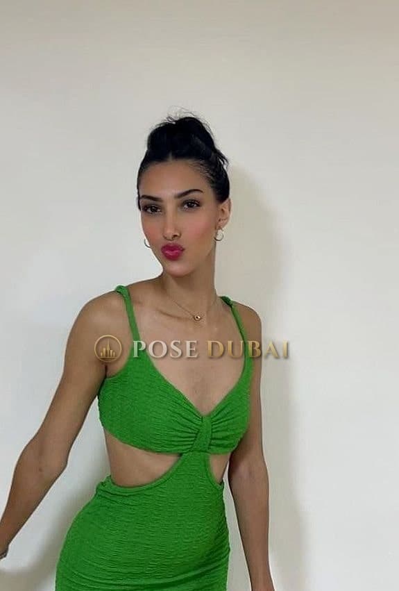 Maya, 22, escort in Dubai — Tunisian, 170 cm (photo 1 of 13)