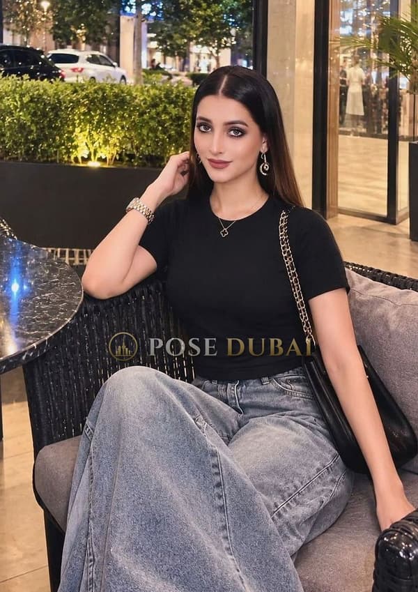 Mashal, 24, escort in Dubai — 166 cm, Indian (photo 4 of 5)