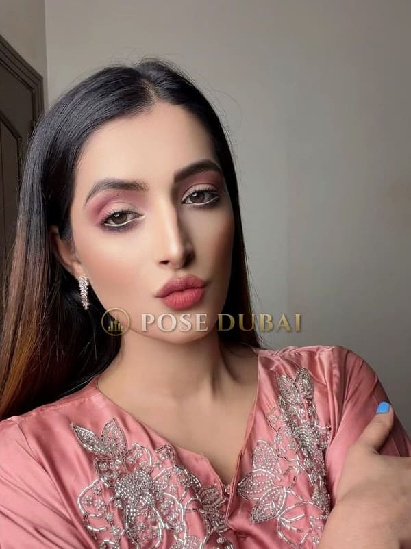 Mashal, 24, escort in Dubai — Indian, 166 cm (photo 5 of 5)