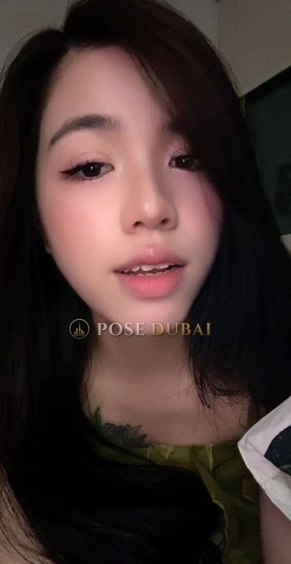 Mặt, 24, escort in Dubai — 162 cm, Vietnamese (photo 2 of 8)