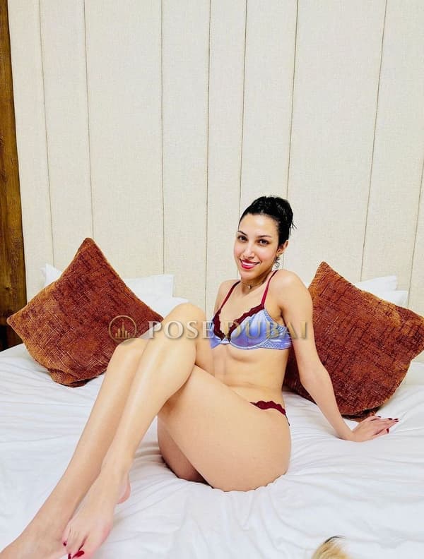 Maya, 22, escort in Dubai — Tunisian, 170 cm (photo 11 of 13)