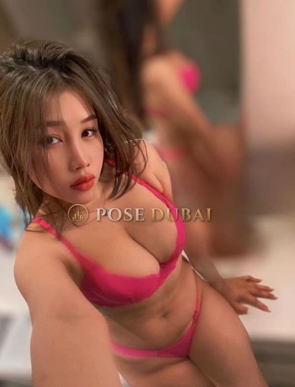 Maya, 22, escort in Dubai — 160 cm, Indonesian (photo 2 of 8)