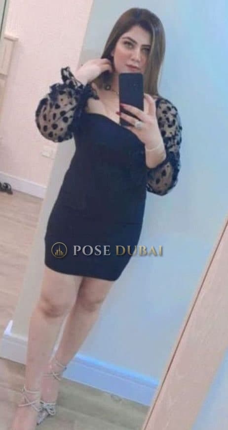 Maya Khan, 22, escort in Dubai — 165 cm, Indian (photo 2 of 10)
