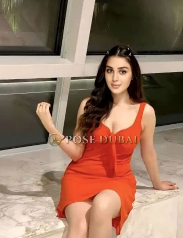 Meera, 22, escort in Dubai — 167 cm (photo 10 of 13)