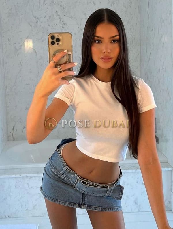 Milla, 23, escort in Dubai — 169 cm, Romanian (photo 2 of 6)