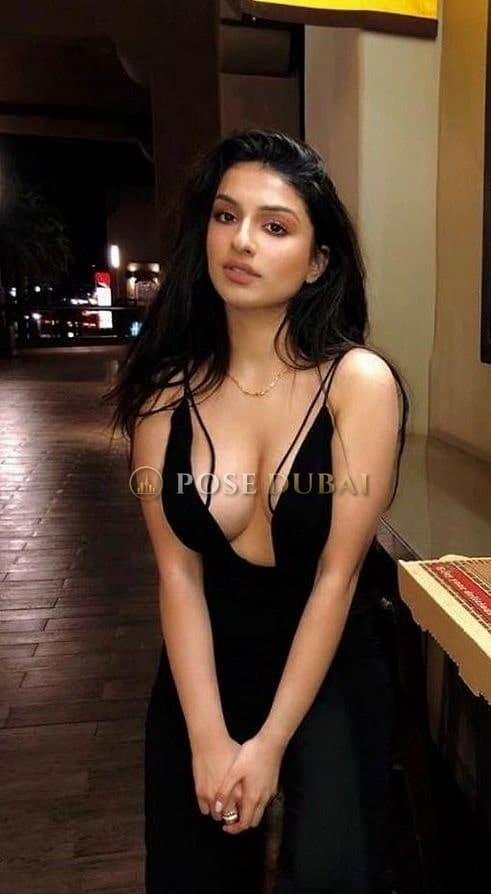 Mina, 19, escort in Dubai — 165 cm (photo 3 of 13)