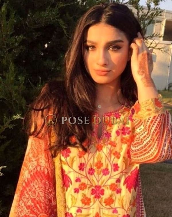 Mina, 19, escort in Dubai — 165 cm (photo 6 of 13)