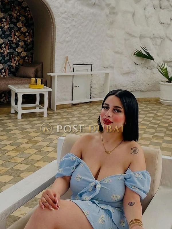 Mira, 22, escort in Dubai — 167 cm (photo 2 of 5)