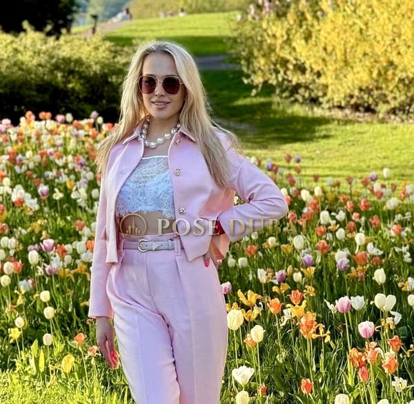 Mira, 25, escort in Dubai — Belarusian, 175 cm (photo 9 of 11)