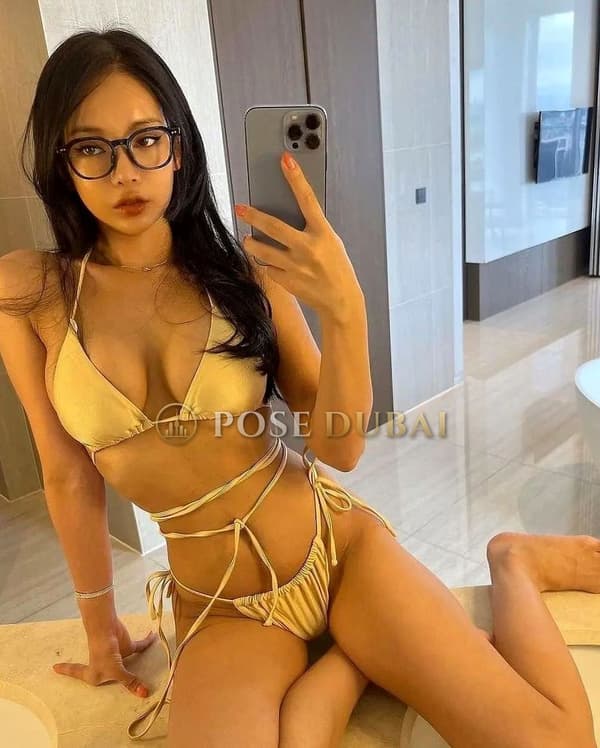 Nana, 22, escort in Dubai — 170 cm, Korean (photo 6 of 13)