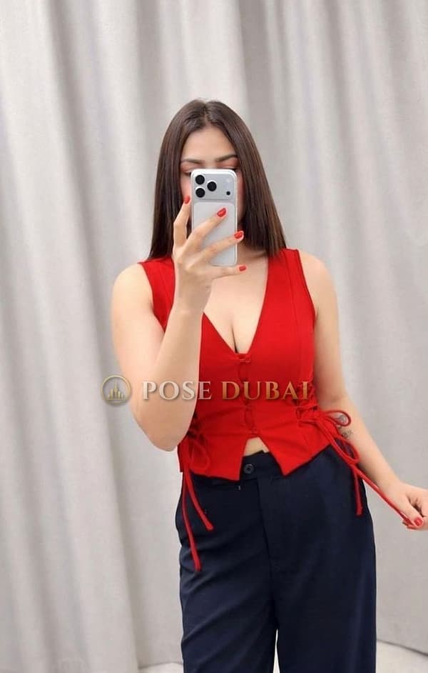 Neha, 25, escort in Dubai — Indian, 165 cm (photo 9 of 10)
