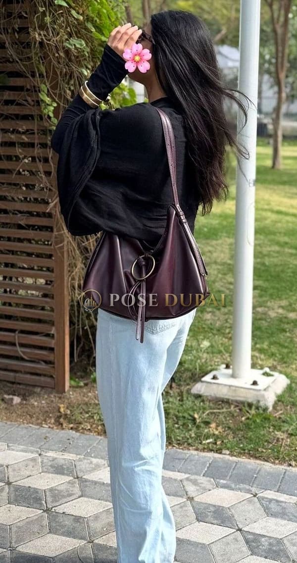 Noor, 21, escort in Dubai — 160 cm, Pakistani (photo 12 of 13)