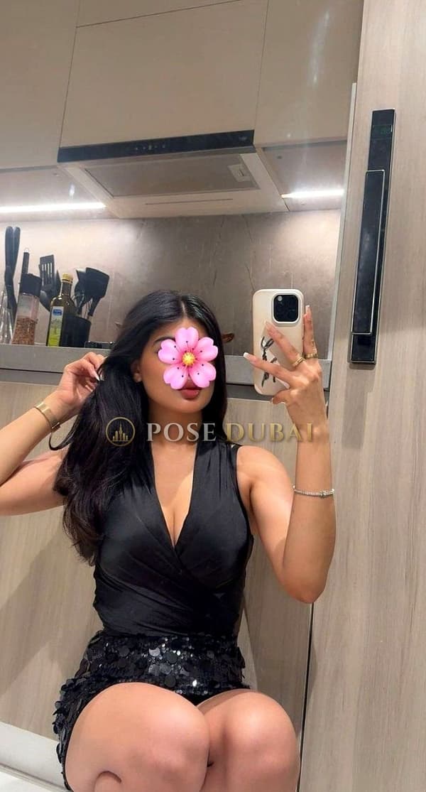 Noor, 21, escort in Dubai — 160 cm, Pakistani (photo 8 of 13)