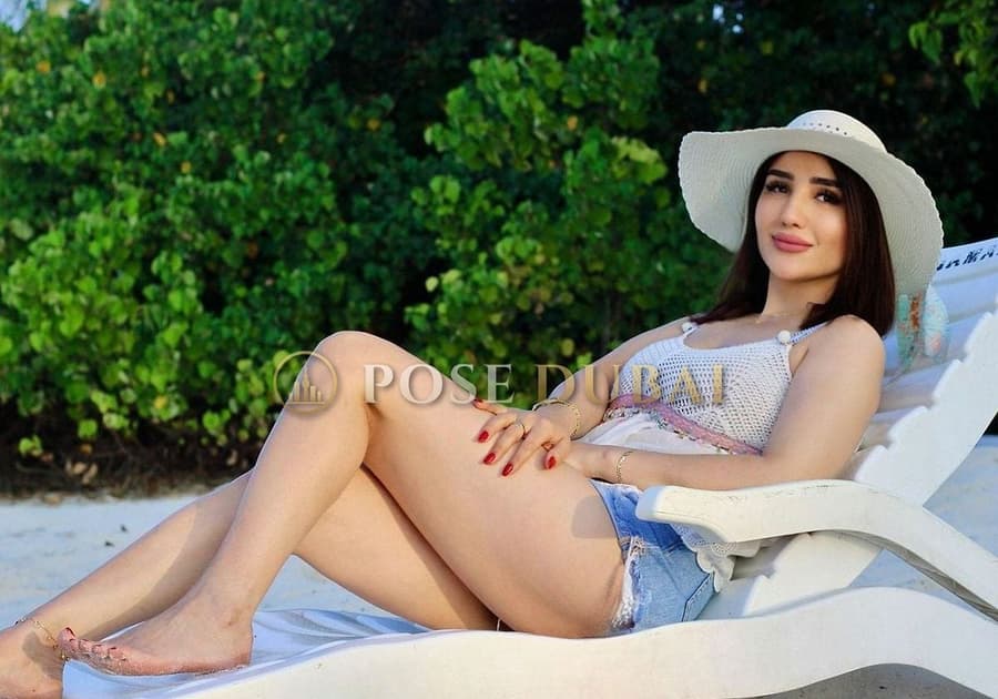 Nura, 29, escort in Dubai — Azerbaijani, 172 cm (photo 11 of 12)