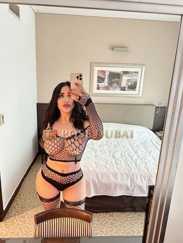 Nura, 29, escort in Dubai — Azerbaijani, 172 cm (photo 9 of 12)