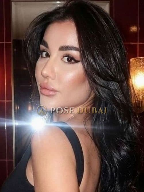 Diana, 27, escort in Dubai — 165 cm (photo 1 of 8)