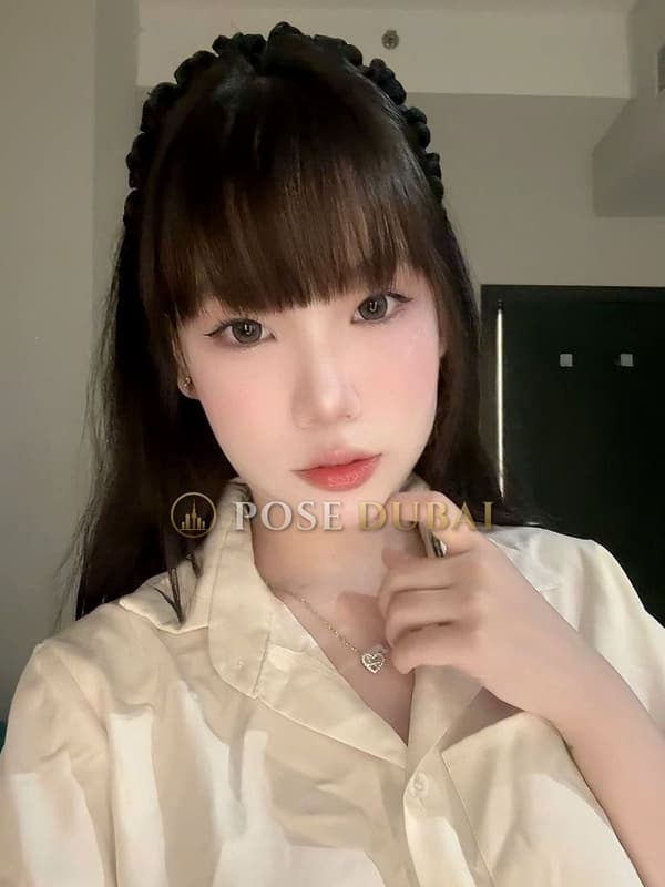 Elsa, 18, escort in Dubai — Vietnamese, 160 cm (photo 1 of 17)