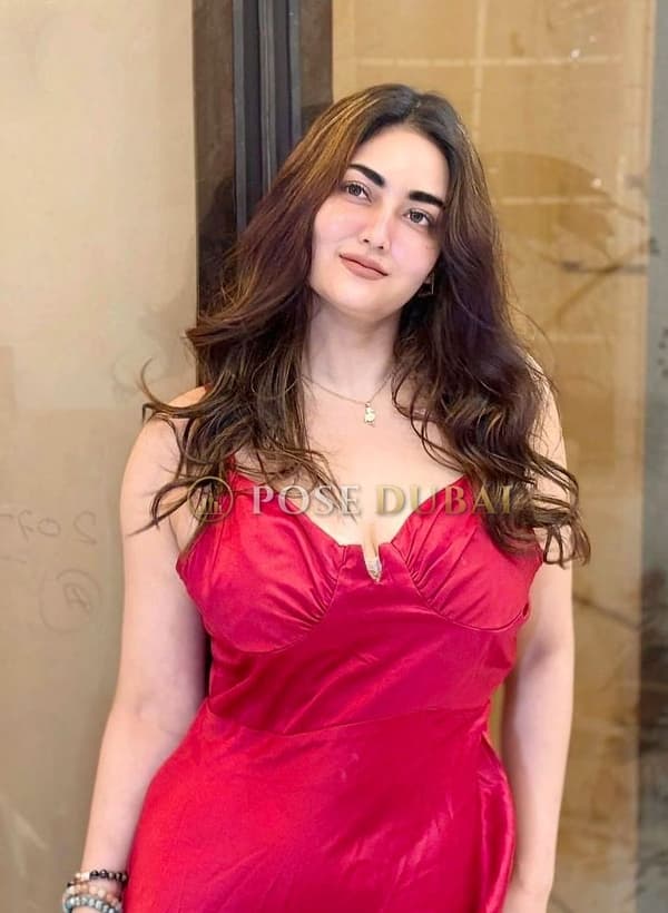 Rashmi, 24, escort in Dubai — Indian, 168 cm (photo 3 of 6)
