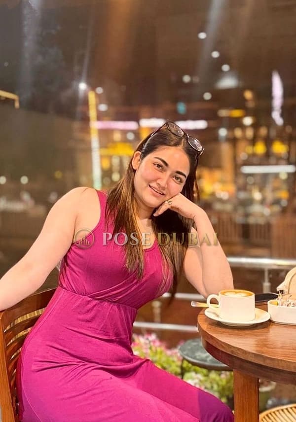 Rashmi, 24, escort in Dubai — 168 cm, Indian (photo 4 of 6)
