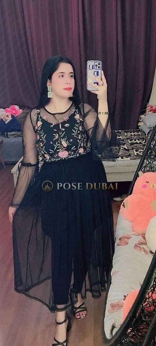 Ritika, 21, escort in Dubai — 162 cm, Indian (photo 10 of 13)