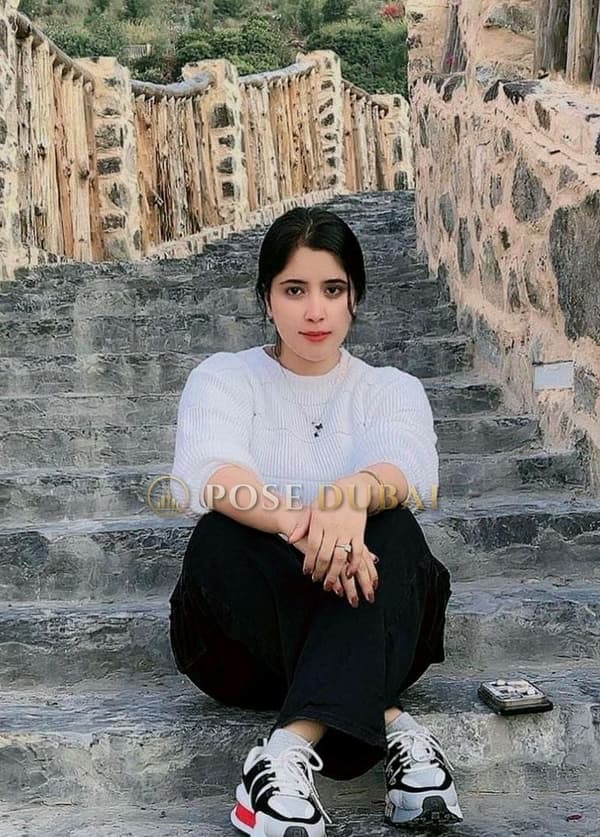 Ritika, 21, escort in Dubai — 162 cm, Indian (photo 12 of 13)
