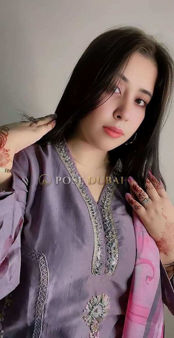 Ritika, 21, escort in Dubai — Indian, 162 cm (photo 7 of 13)