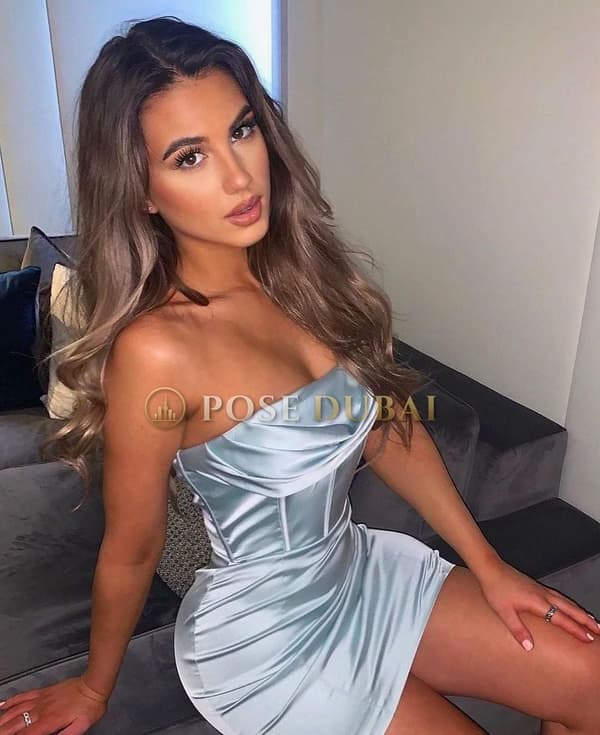Roksana, 24, escort in Dubai — Ukrainian, 172 cm (photo 5 of 8)