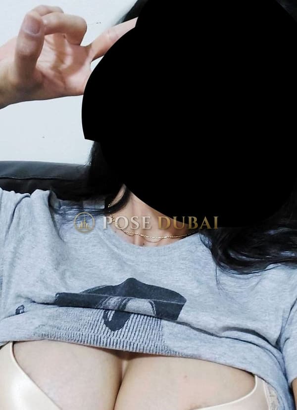 Saee, 26, escort in Dubai — Indian, 168 cm (photo 9 of 9)