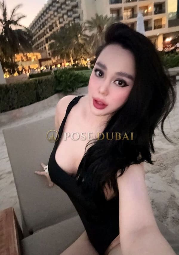 Sara, 20, escort in Dubai — Singaporean, 168 cm (photo 3 of 13)
