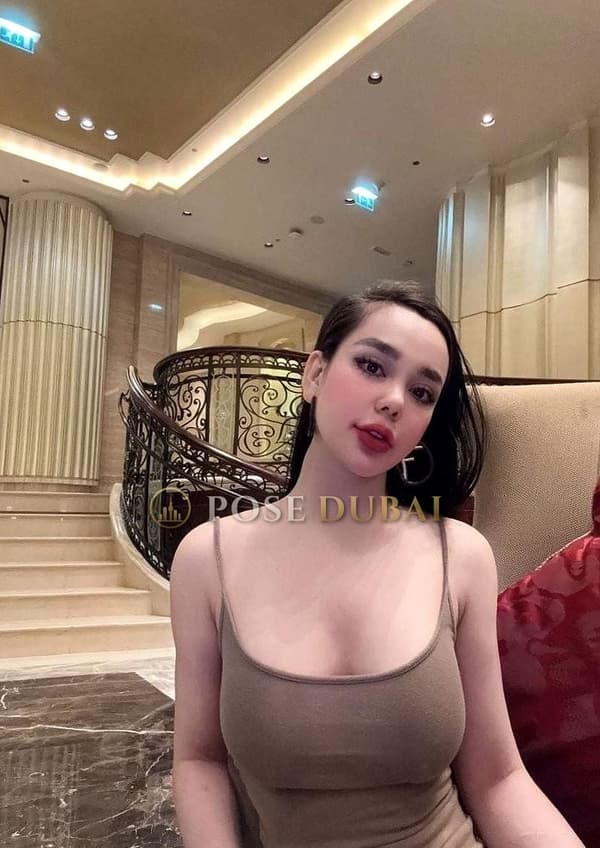 Sara, 20, escort in Dubai — 168 cm, Singaporean (photo 6 of 13)