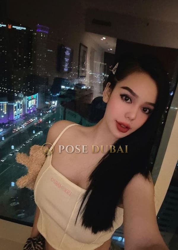 Sara, 20, escort in Dubai — 168 cm, Singaporean (photo 8 of 13)