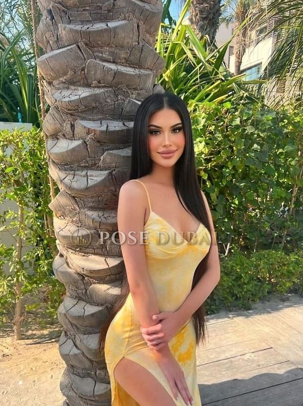 Sarah, 23, escort in Dubai — 168 cm, Romanian (photo 6 of 9)