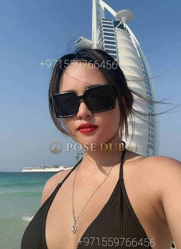 Sarah, 23, escort in Dubai — Filipino, 156 cm (photo 7 of 13)