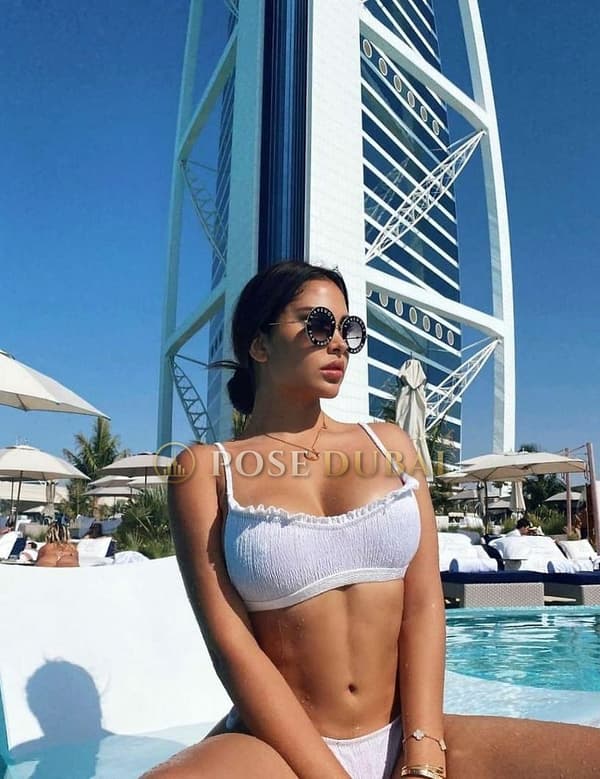 Sasha, 24, escort in Dubai — 170 cm, Belarusian (photo 4 of 10)