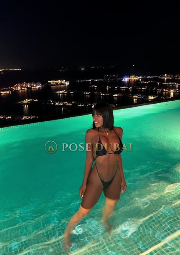 Sasha, 25, escort in Dubai — Colombian, 175 cm (photo 3 of 13)