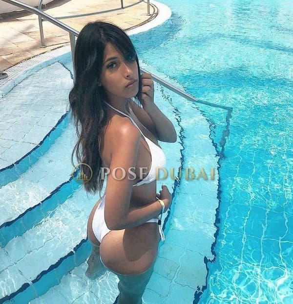 Selena, 19, escort in Dubai — 164 cm (photo 8 of 9)