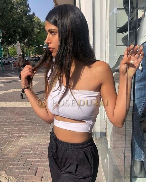 Selena, 19, escort in Dubai — 164 cm (photo 9 of 9)
