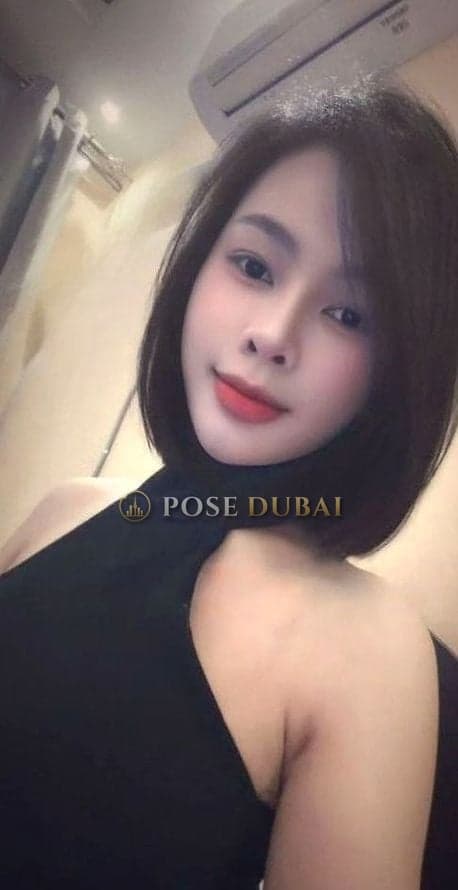 Serafima, 25, escort in Dubai — Russian, 168 cm (photo 3 of 5)