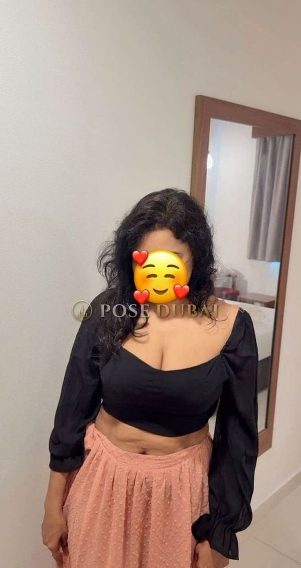 Shehani, 29, escort in Dubai — Sri Lankan, 153 cm (photo 7 of 8)