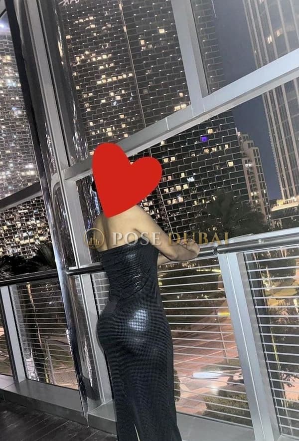 Shweta, 29, escort in Dubai — Indian, 169 cm (photo 5 of 13)