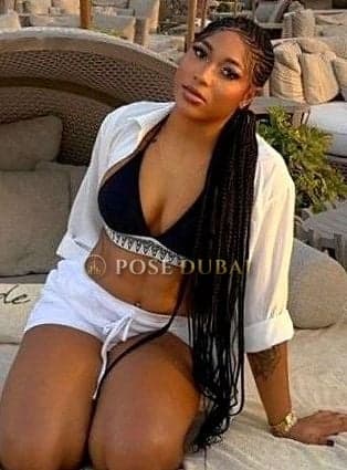 Simmy, 25, escort in Dubai — Tanzanian, 168 cm (photo 7 of 11)