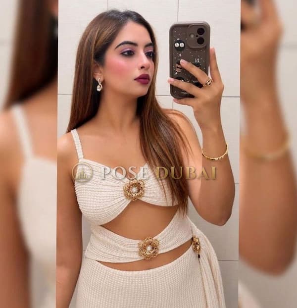 Sofia, 21, escort in Dubai — 165 cm, Indian (photo 4 of 4)