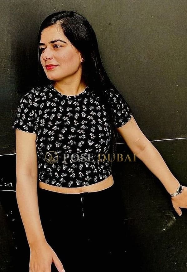 Suman, 21, escort in Dubai — 156 cm, Indian (photo 2 of 5)