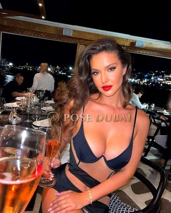 Victoria, 22, escort in Dubai — 170 cm (photo 11 of 11)