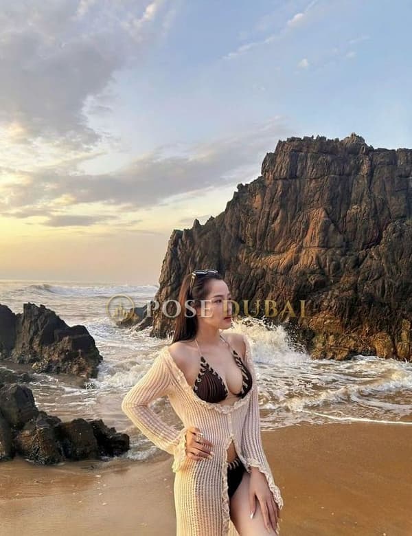 Yumie, 23, escort in Dubai — 169 cm (photo 4 of 5)