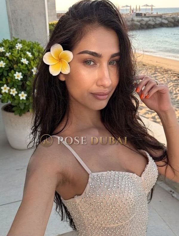 Zara, 24, escort in Dubai — Turkmen, 178 cm (photo 1 of 13)
