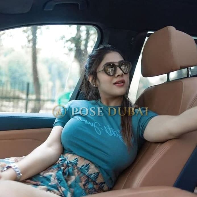 Jiya, 21, escort in Dubai — Indian, 160 cm (photo 1 of 2)