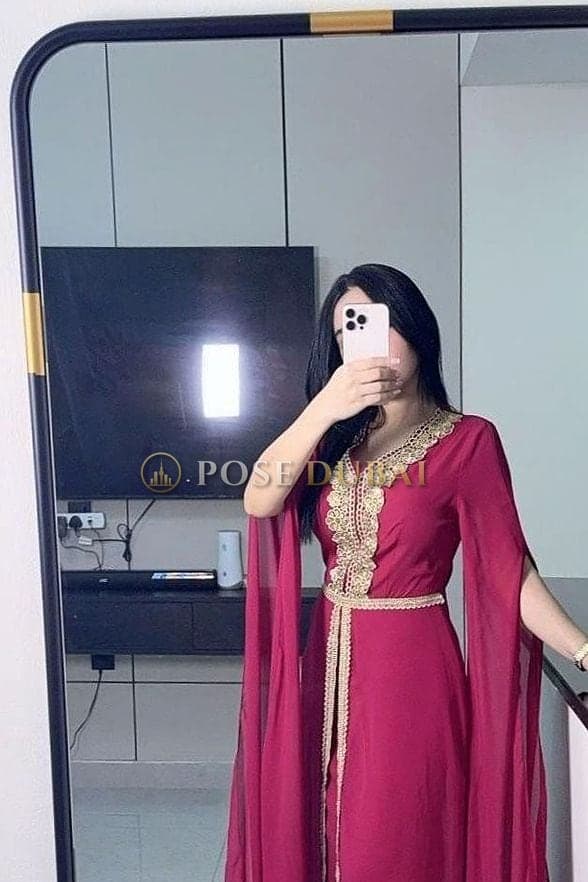 Amira, 23, escort in Dubai — 165 cm, Moroccan (photo 2 of 20)