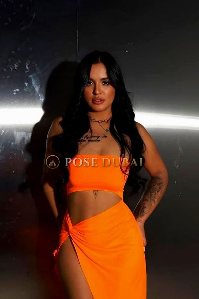 Anya, 24, escort in Dubai — Russian, 160 cm (photo 3 of 9)