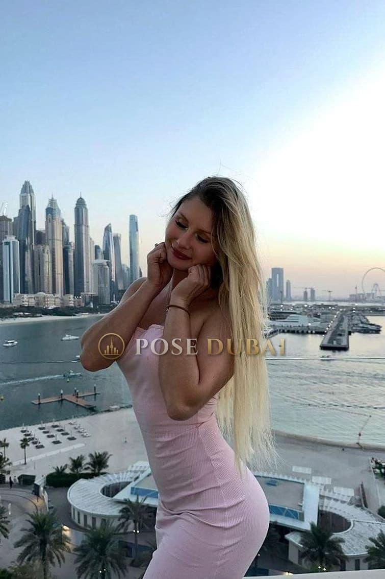 Barby, 24, escort in Dubai — Colombian, 168 cm (photo 1 of 15)